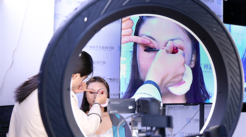 互聯網 + 形象設計